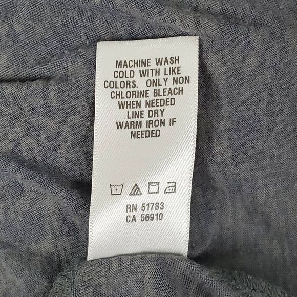 Maurices Women’s Medium Gray Long Sleeve Scoop Neck Top Lightweight Basic Tee - Picture 5 of 6